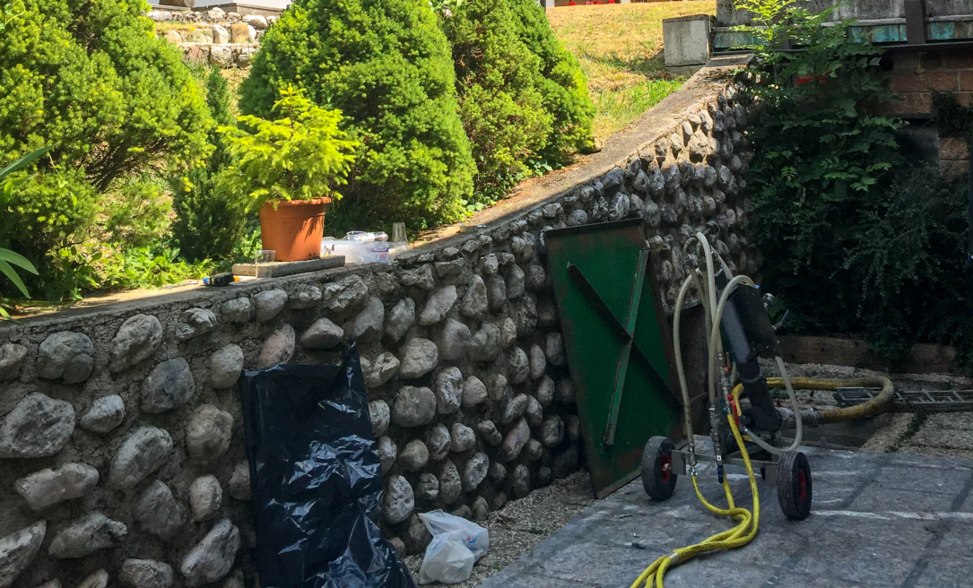 Foaming gun - tank filling Italy Bacel