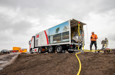 Small-Lelystad A6 leiding vullen-1314 Culvert filling hardfoam
